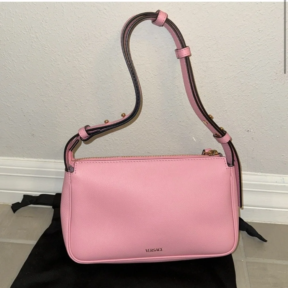 Versace Pink Shoulder Bag with Gold Medusa Emblem - Picture 3 of 4